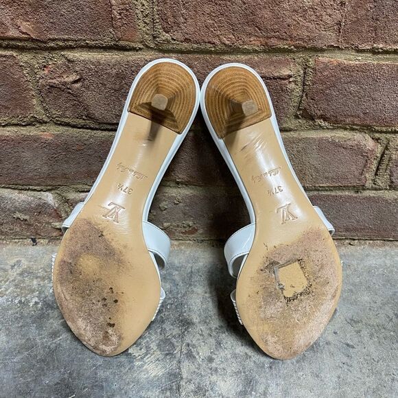 Louis Vuitton White Patent Leather Perforated Logo Detail Open Toe Slides - Picture 7 of 9